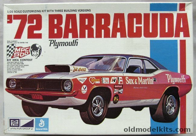 MPC 1/25 1972 Plymouth Barracuda - Stock / Street Custom / High-Rise Rod, 1-7202-225 plastic model kit